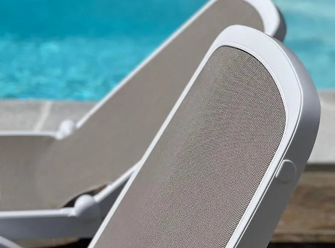 Fashion Vivalavida, Private Pool X Parking