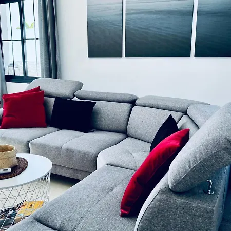 Villa Fashion Vivalavida, Private Pool X Parking Playa Blanca (Lanzarote)