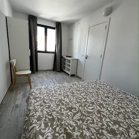 Fashion Vivalavida, Private Pool X Parking פלאיה בלנקה