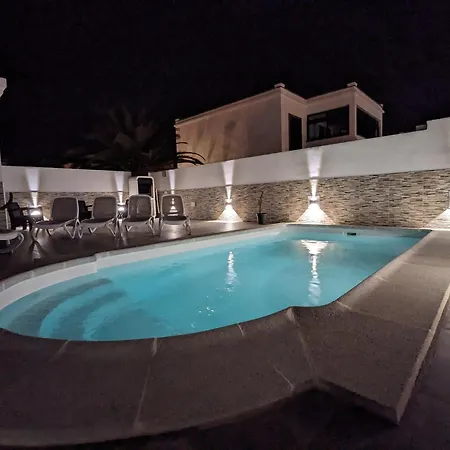 Fashion Vivalavida, Private Pool X Parking ヴィラ プラヤ・ブランカ