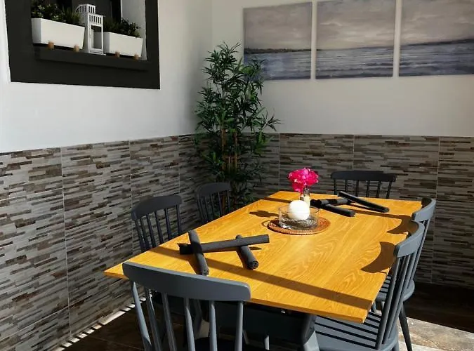 Fashion Vivalavida, Private Pool X Parking