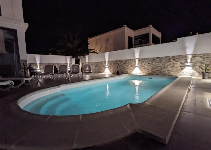 Fashion Vivalavida, Private Pool X Parking Villa Playa Blanca (Lanzarote)